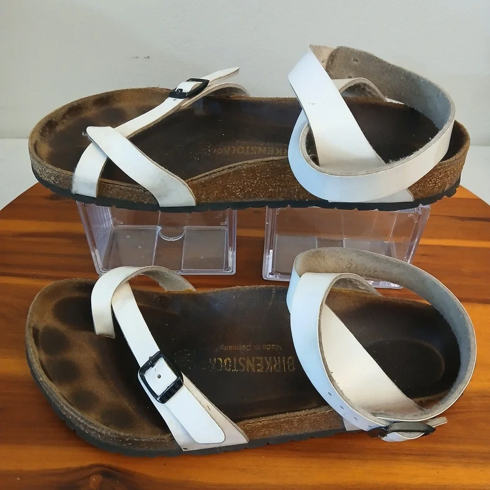 Birkenstock Yara Womens 39 White Slides Sandals Corkboard Straps